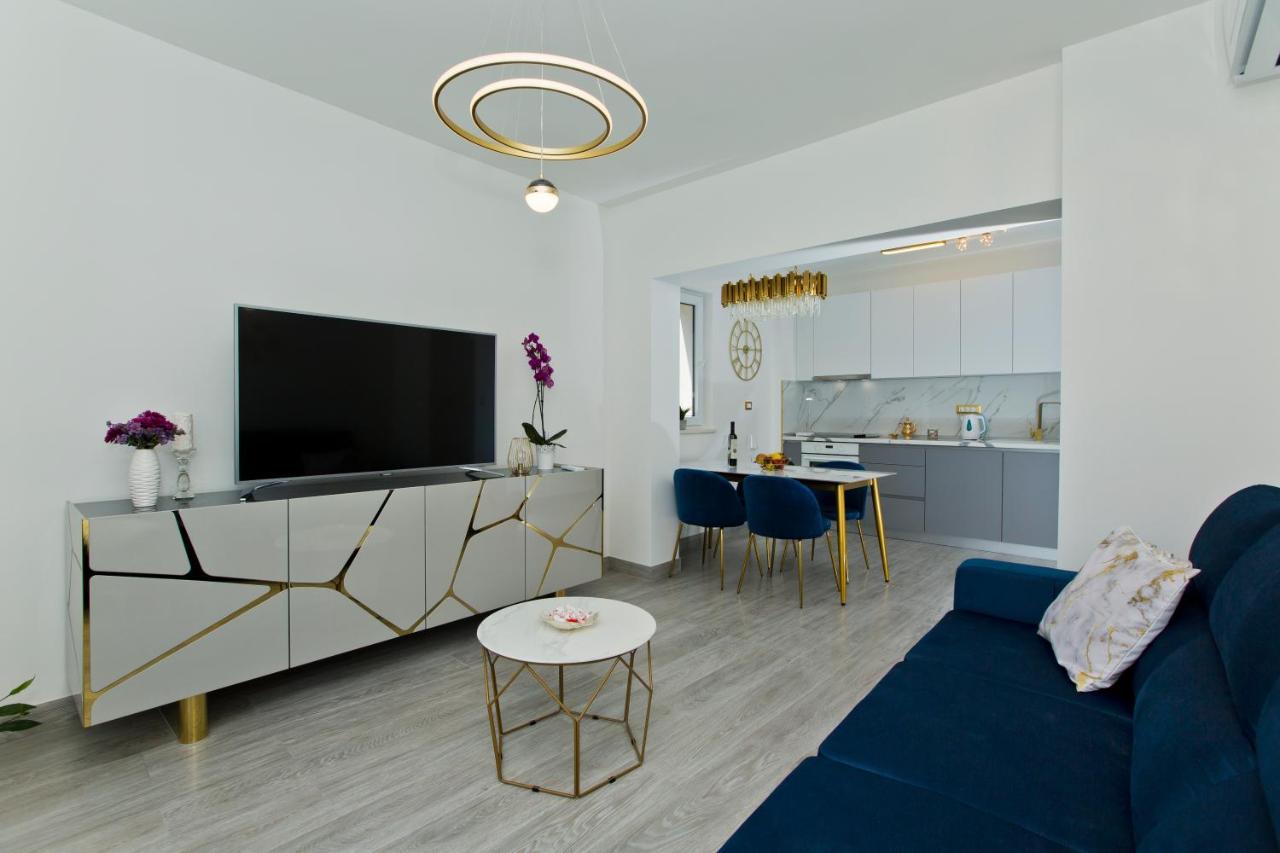 Luxury Apartment Veronika フヴァル エクステリア 写真
